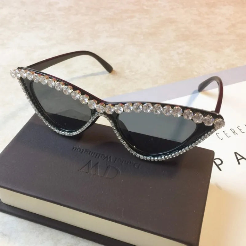 Vintage Luxury Crystal Diamond Cat eye