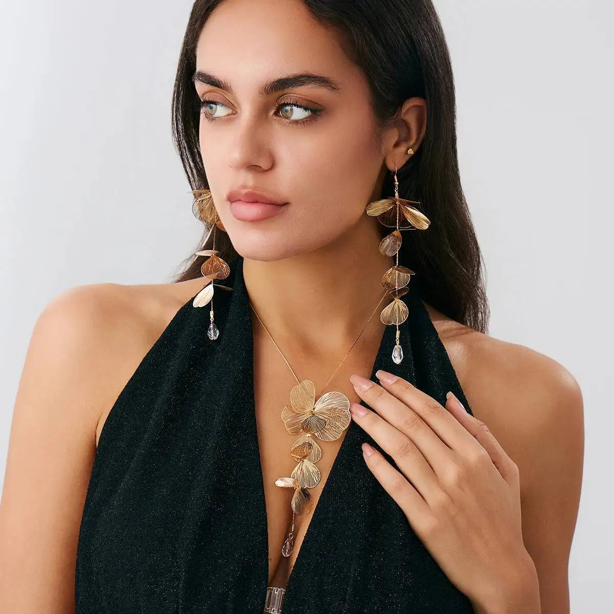 Petal Flower Pendant Necklace &  Piercing Drop Earrings