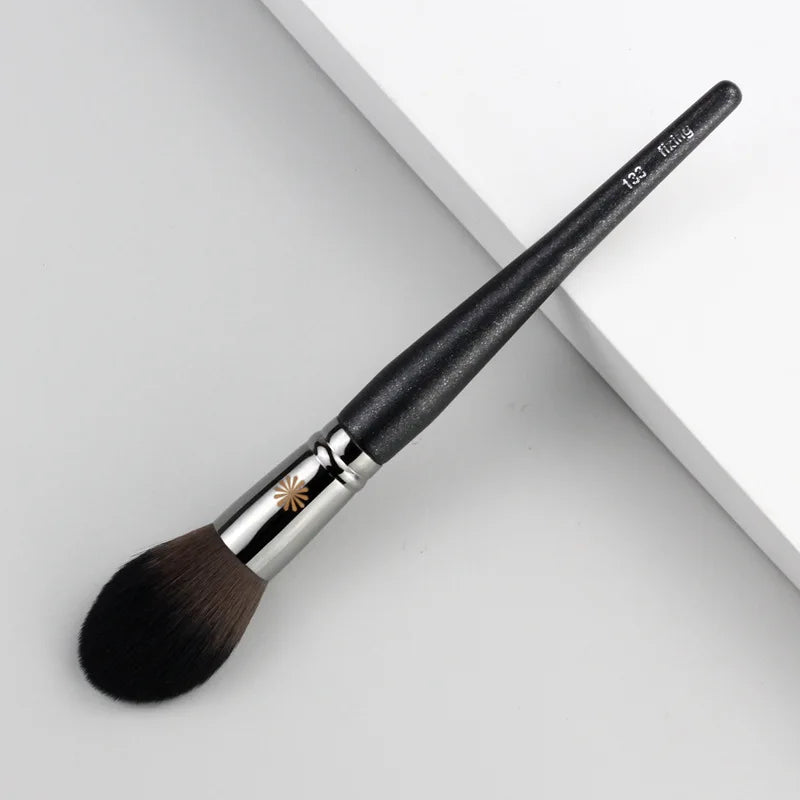 1pc Pro P series Makeup brushes Powder Foundation