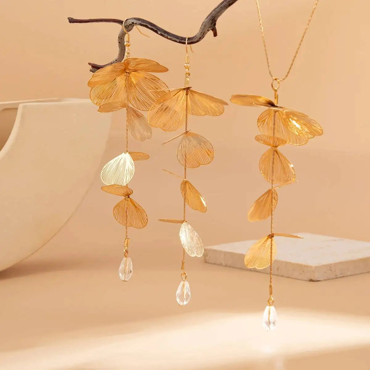 Petal Flower Pendant Necklace &  Piercing Drop Earrings