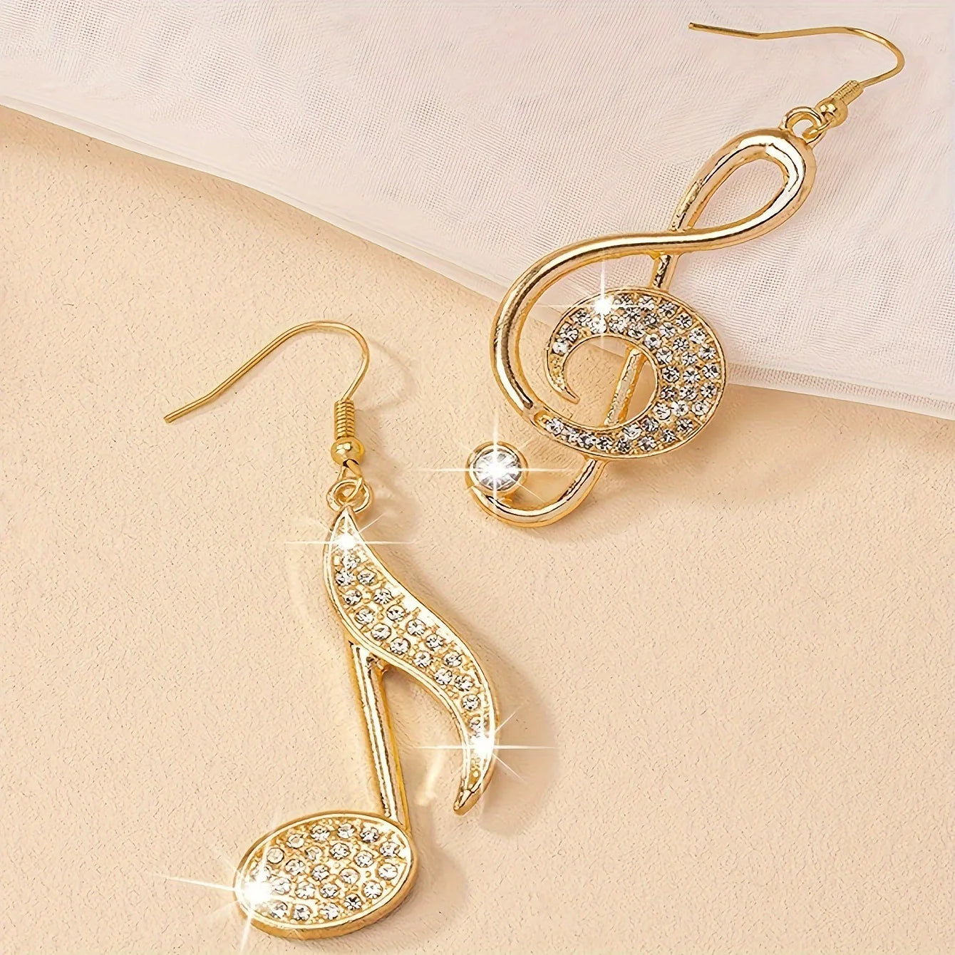 Exquisite Rhinestone Music Symbol Pendant Drop Earrings