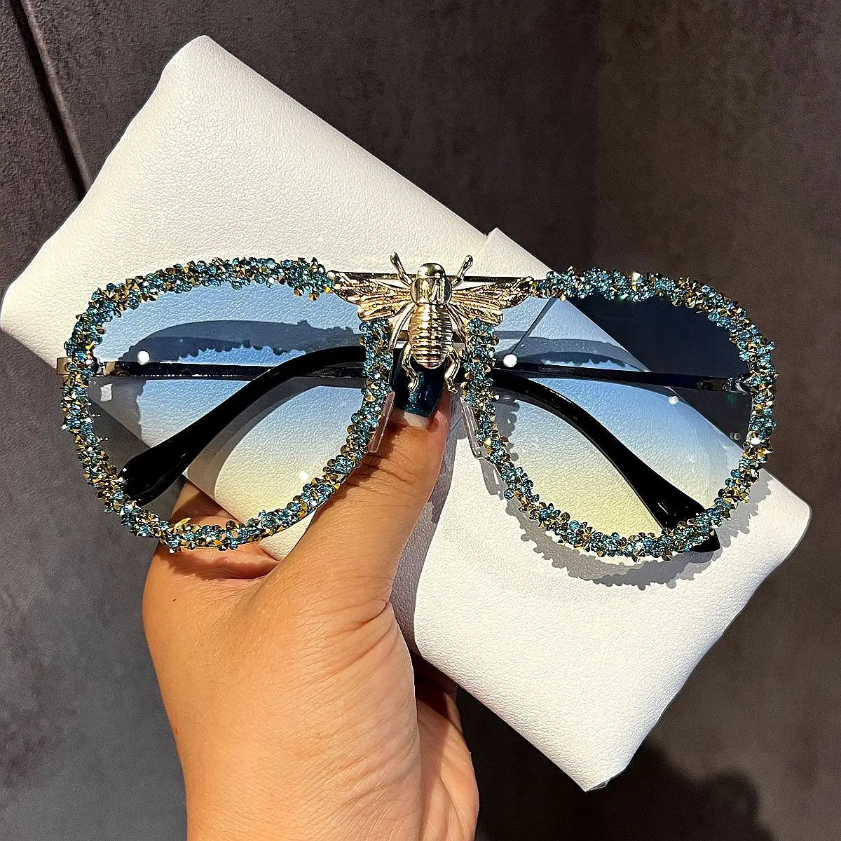 Personalized Bee Sunglasses With Diamonds, Retro Metal Fashion, Large Frame Sunglasses For Women, Instagram Trend