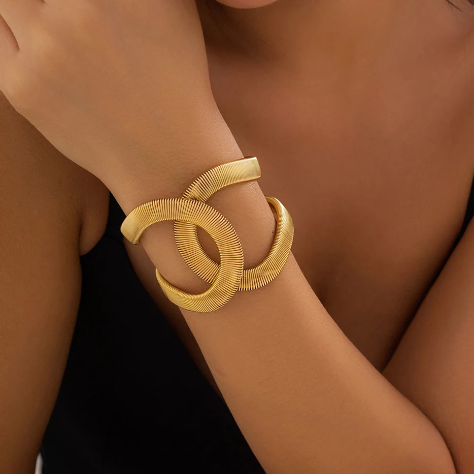 Exaggerated Twisted Arm Bracelet