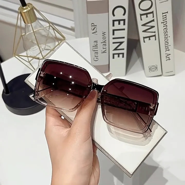 Luxury stylist retro square sunglasses