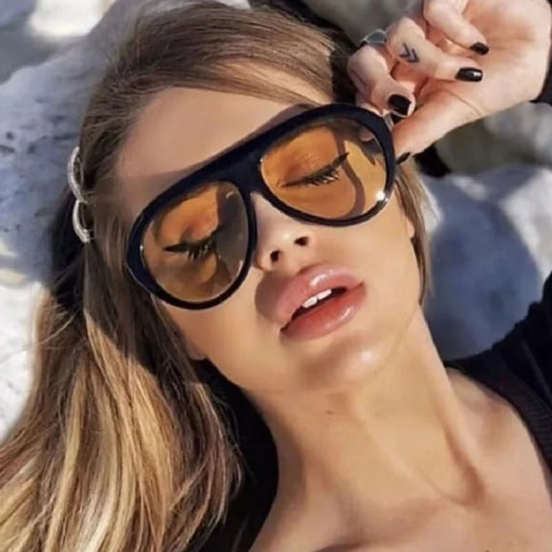 Oval Luxury Trending UV400 Eyeglasses
