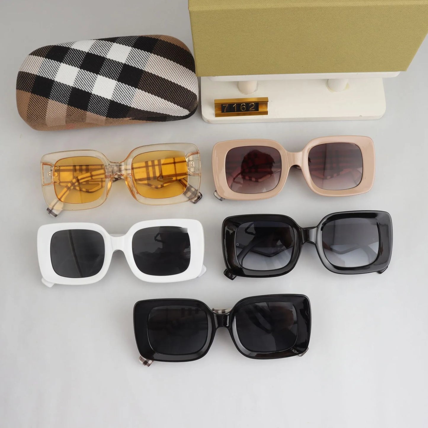 Square UV400 Shades
