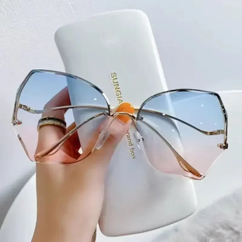 Round Designer Rimless