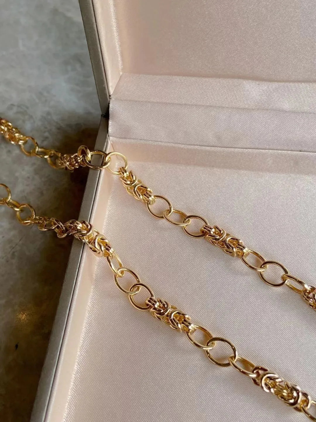 18k Original AU750 Gold Luxury Quality Jewelry
