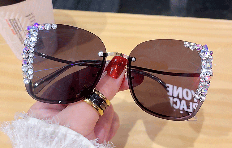 Diamond slim face high-grade sunglasses