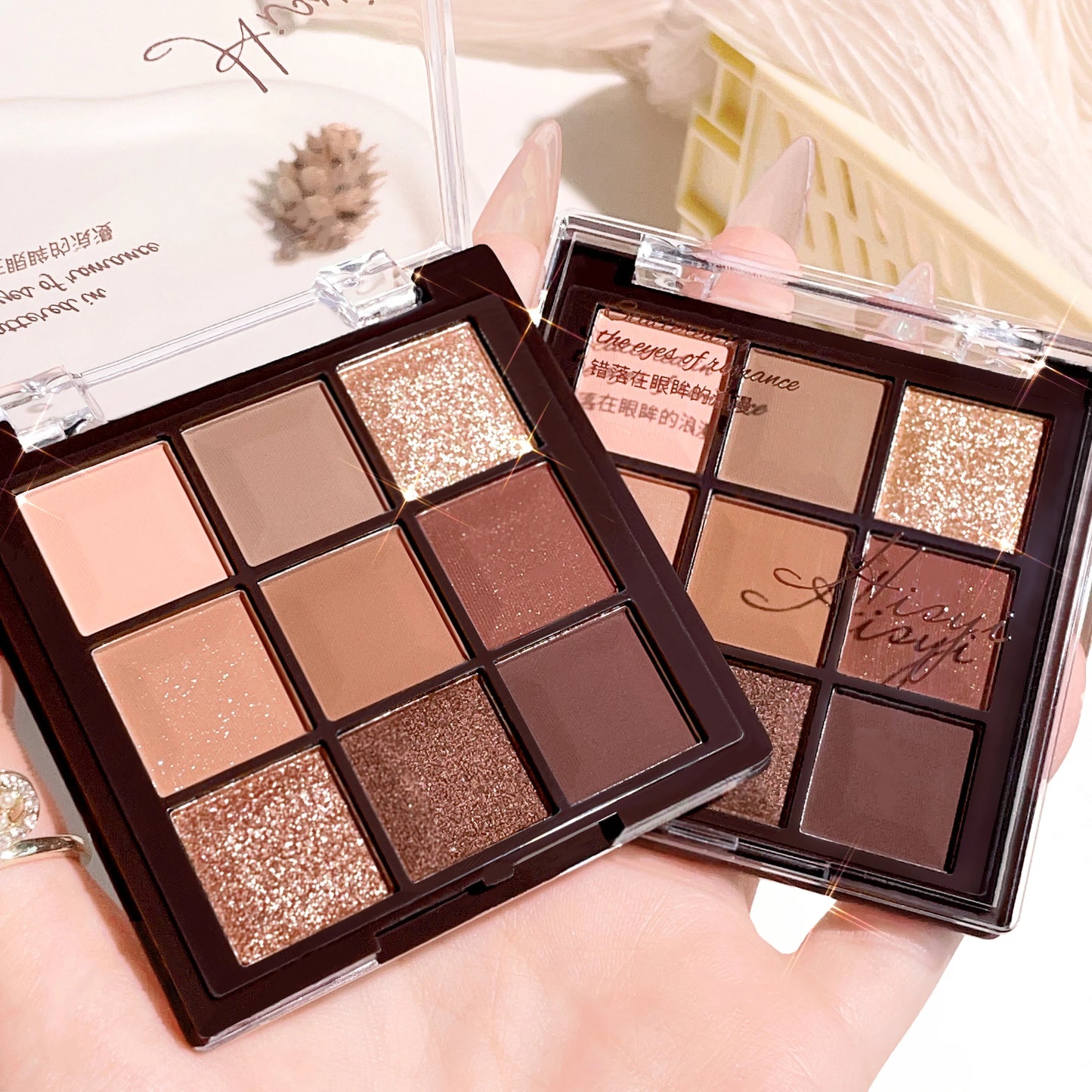 Chocolate eyeshadow palette, pearlescent matte