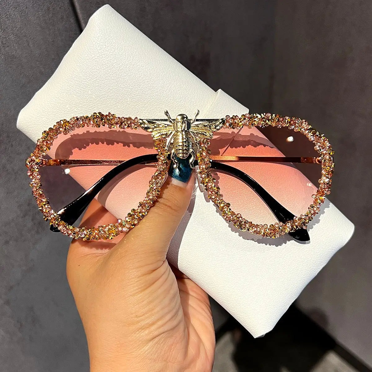 Personalized Bee Sunglasses With Diamonds, Retro Metal Fashion, Large Frame Sunglasses For Women, Instagram Trend