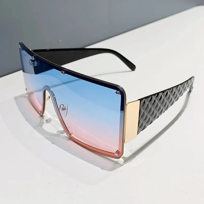 One-piece Wide-rimmed Sunglasses
