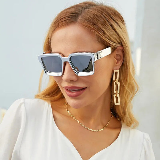 Square Retro UV Radiation Proof