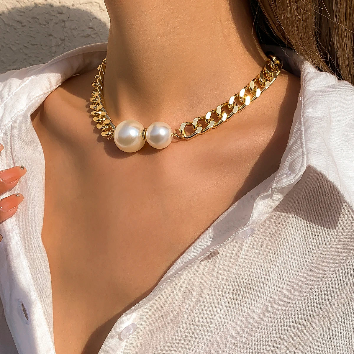 Imitation-Pearl Pendant Necklace