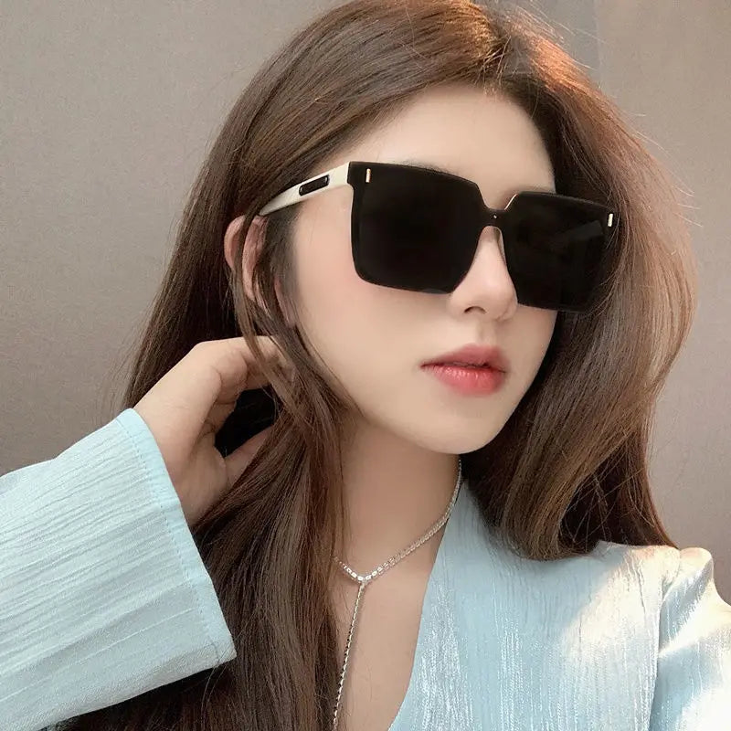 Square UV resistant high-end sunglasses