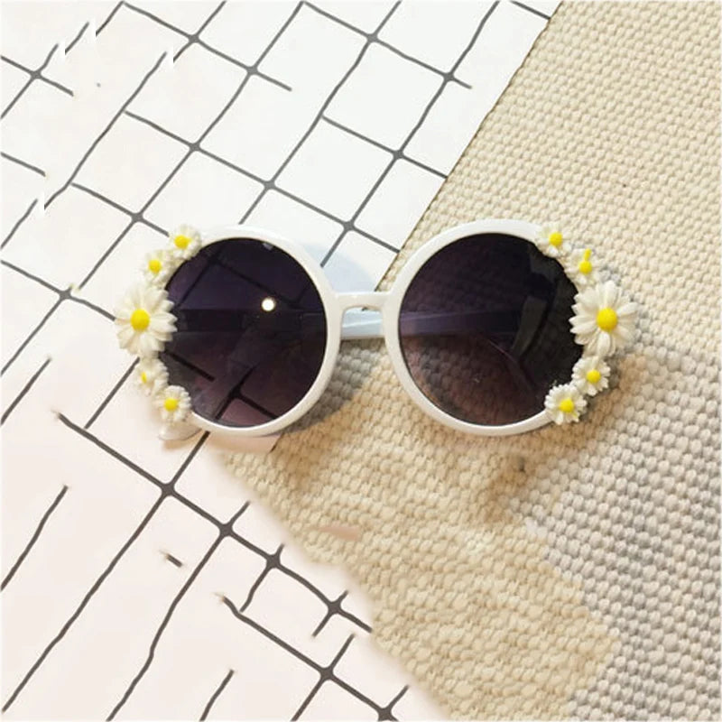 Charming Flower Fashion Cat Eye
