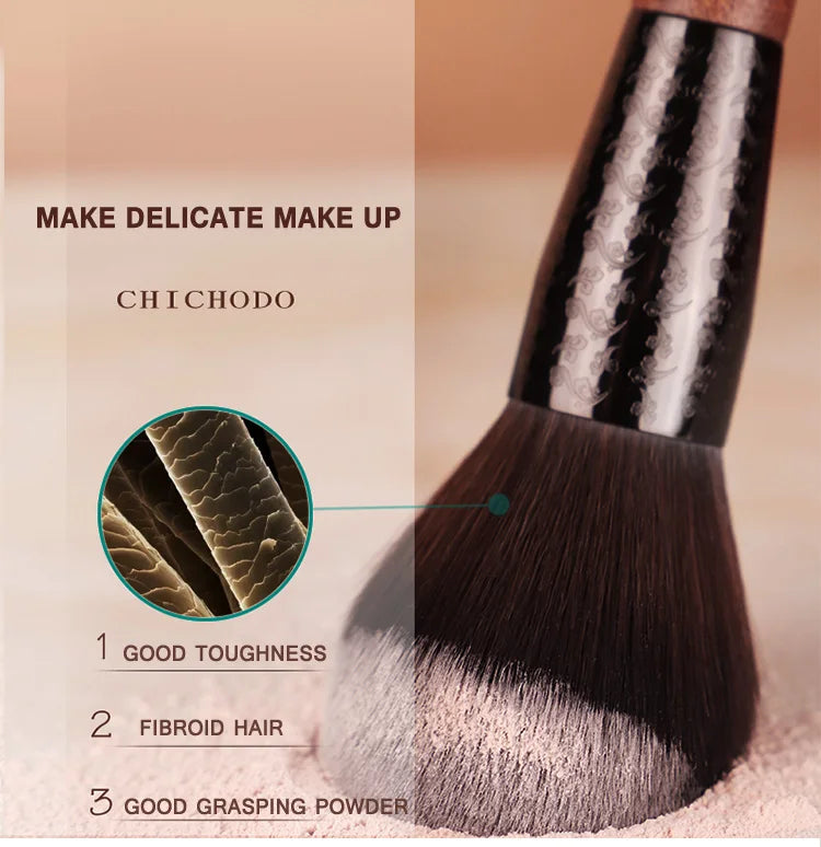 Professional Large loose powder brush