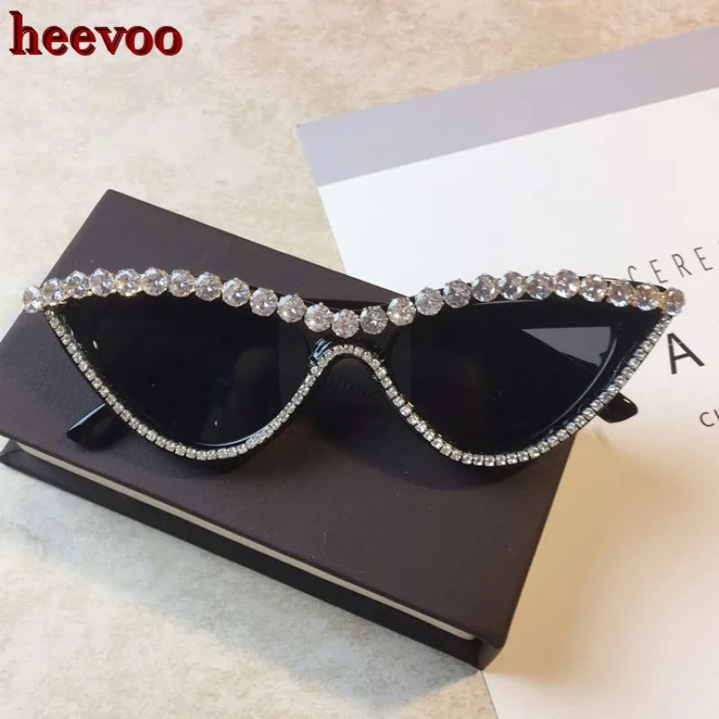 Vintage Luxury Crystal Diamond Cat eye