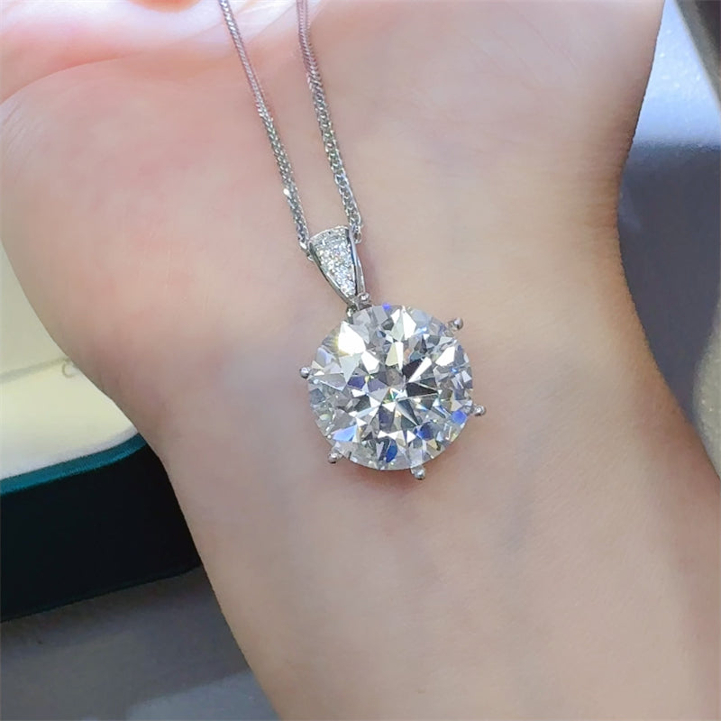 10 Carat Moissanite 925 Sterling Necklace