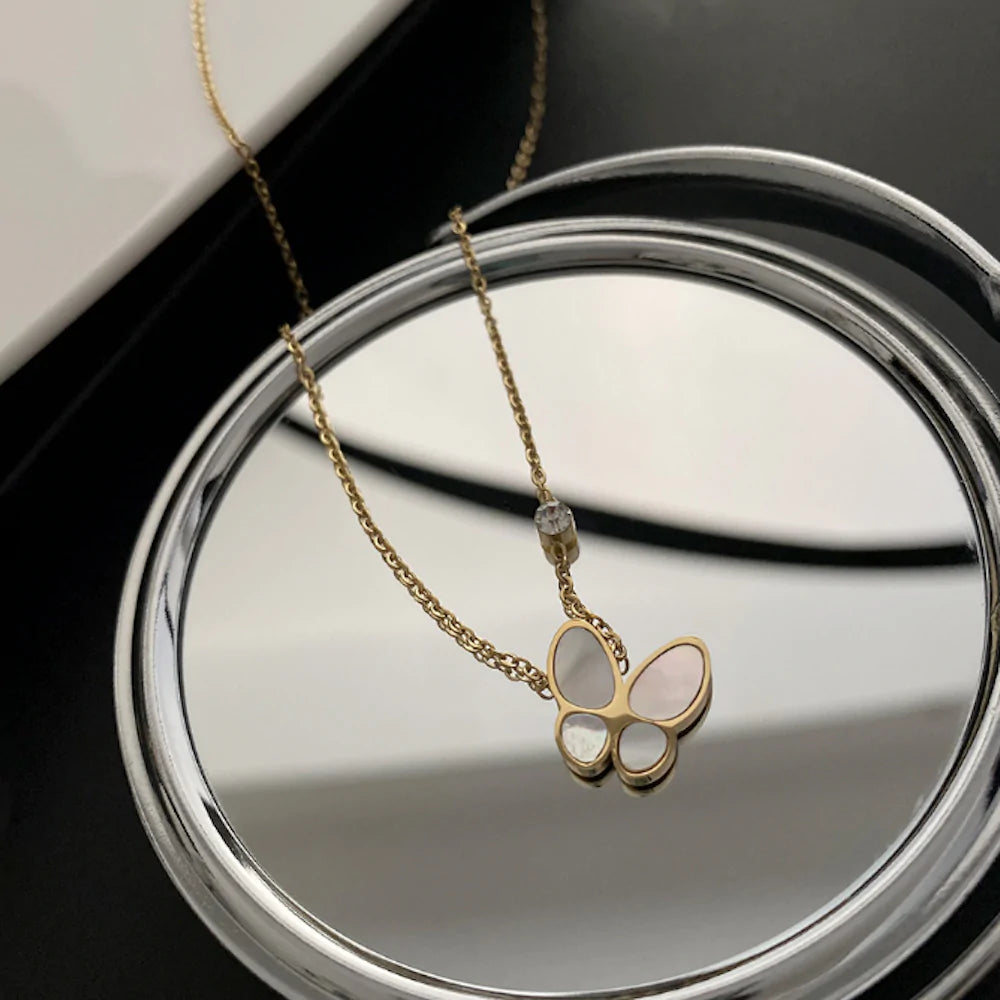 Necklace With Butterfly Pedant