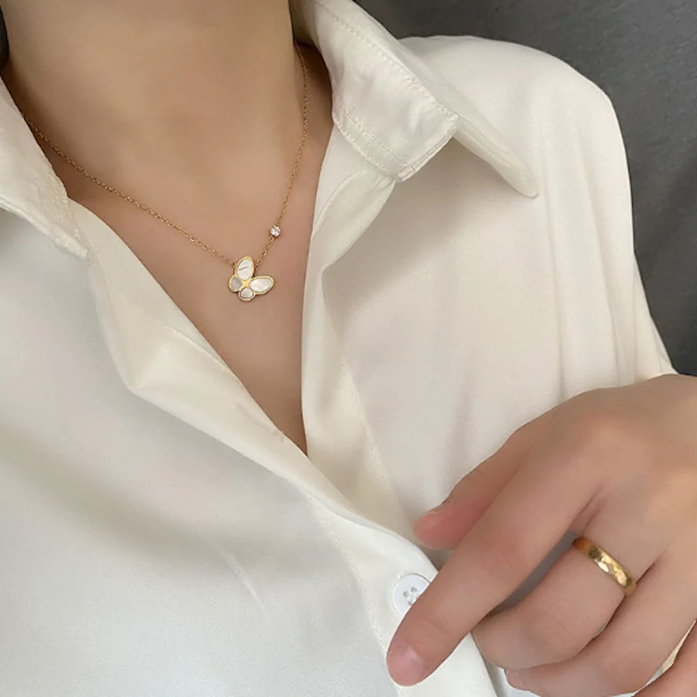 Necklace With Butterfly Pedant