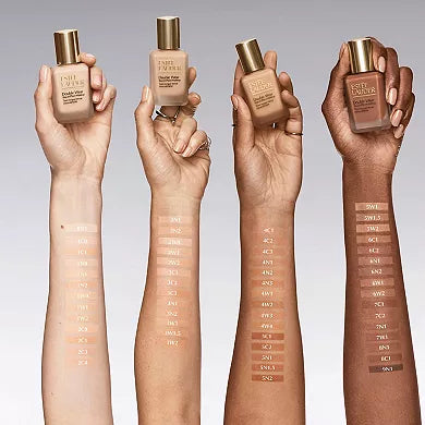 Double Wear Stay-in-Place Lightweight Matte Foundation