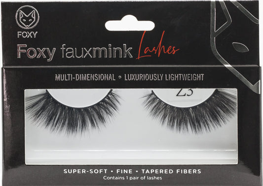 Foxy Faux Mink Eye Lashes Model